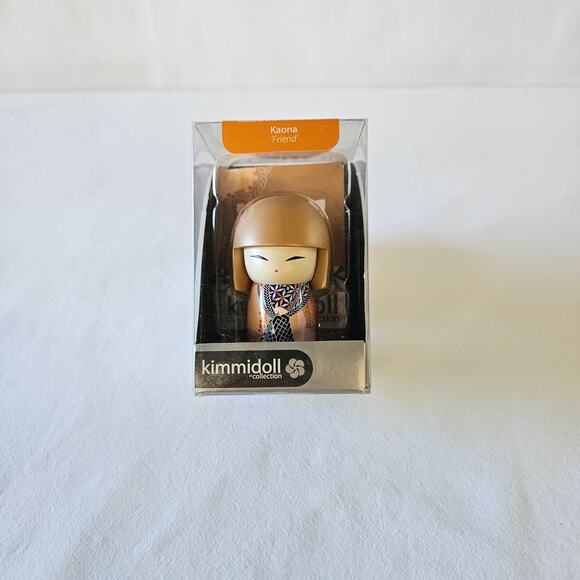 Kimmidoll Kaona Small Figure 3 Inches - Picture 1 of 5